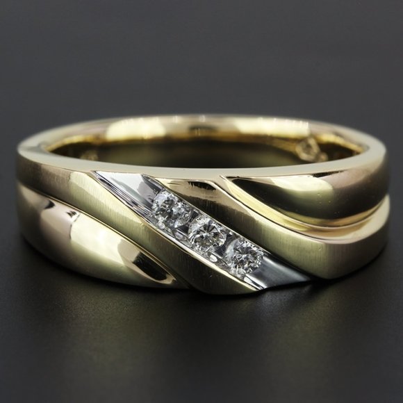 Vintage 10k Yellow Gold Men's Diamond Wedding Band Ring by SHR Jewelry - Picture 5 of 6